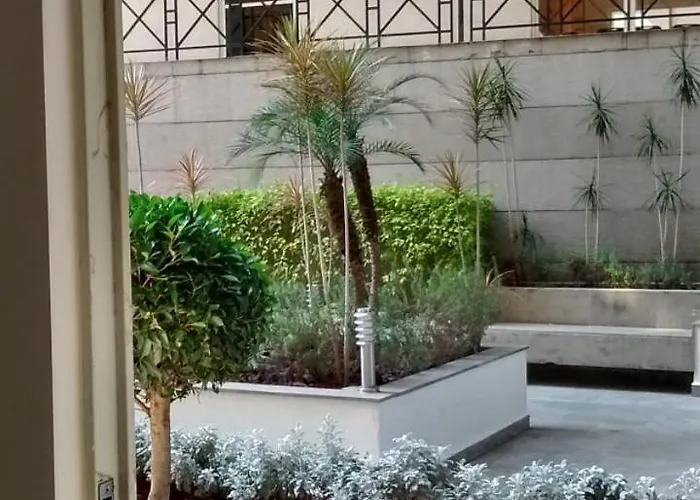Ground Floor, 2 Bedrooms 2 Bathrooms *